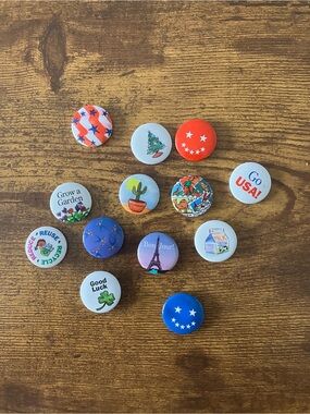 American Girl of Today Grin Pins